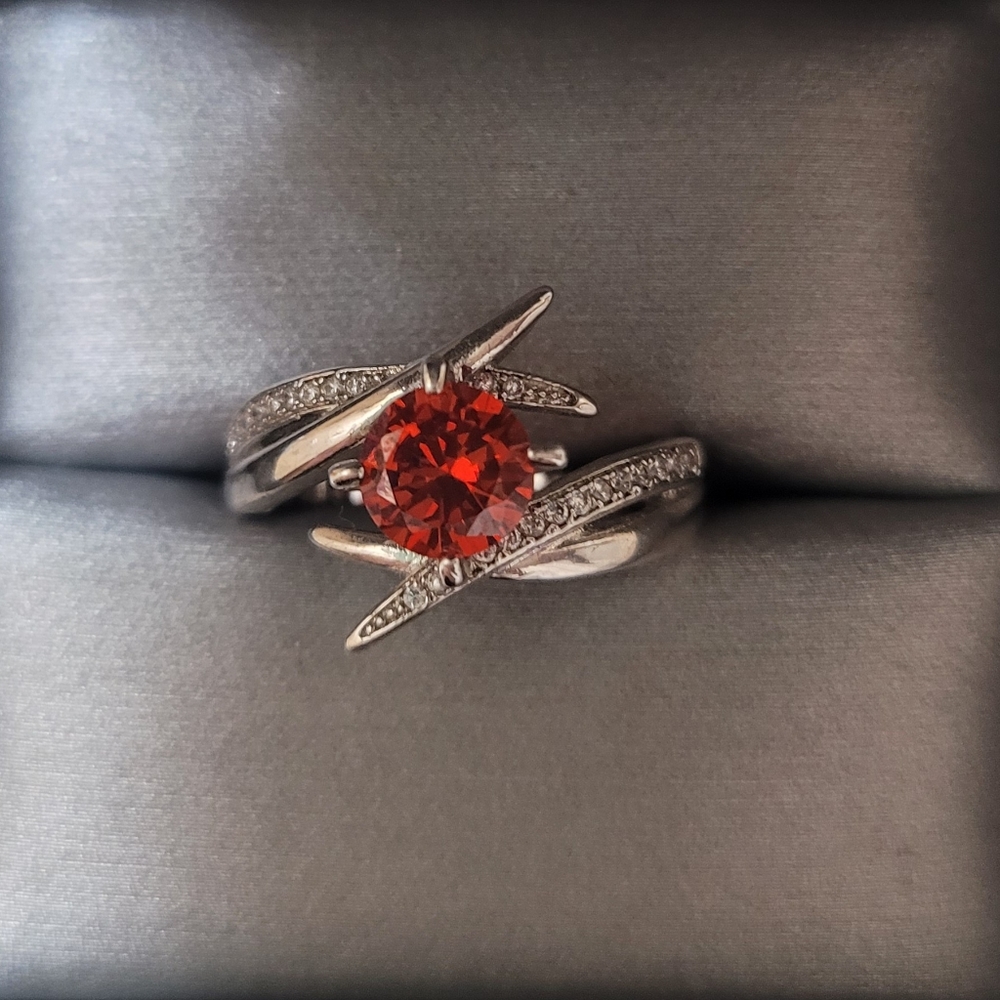 Fragrant Jewels Scandalous Ring